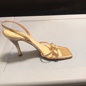 Vera Wang Gold Shoes